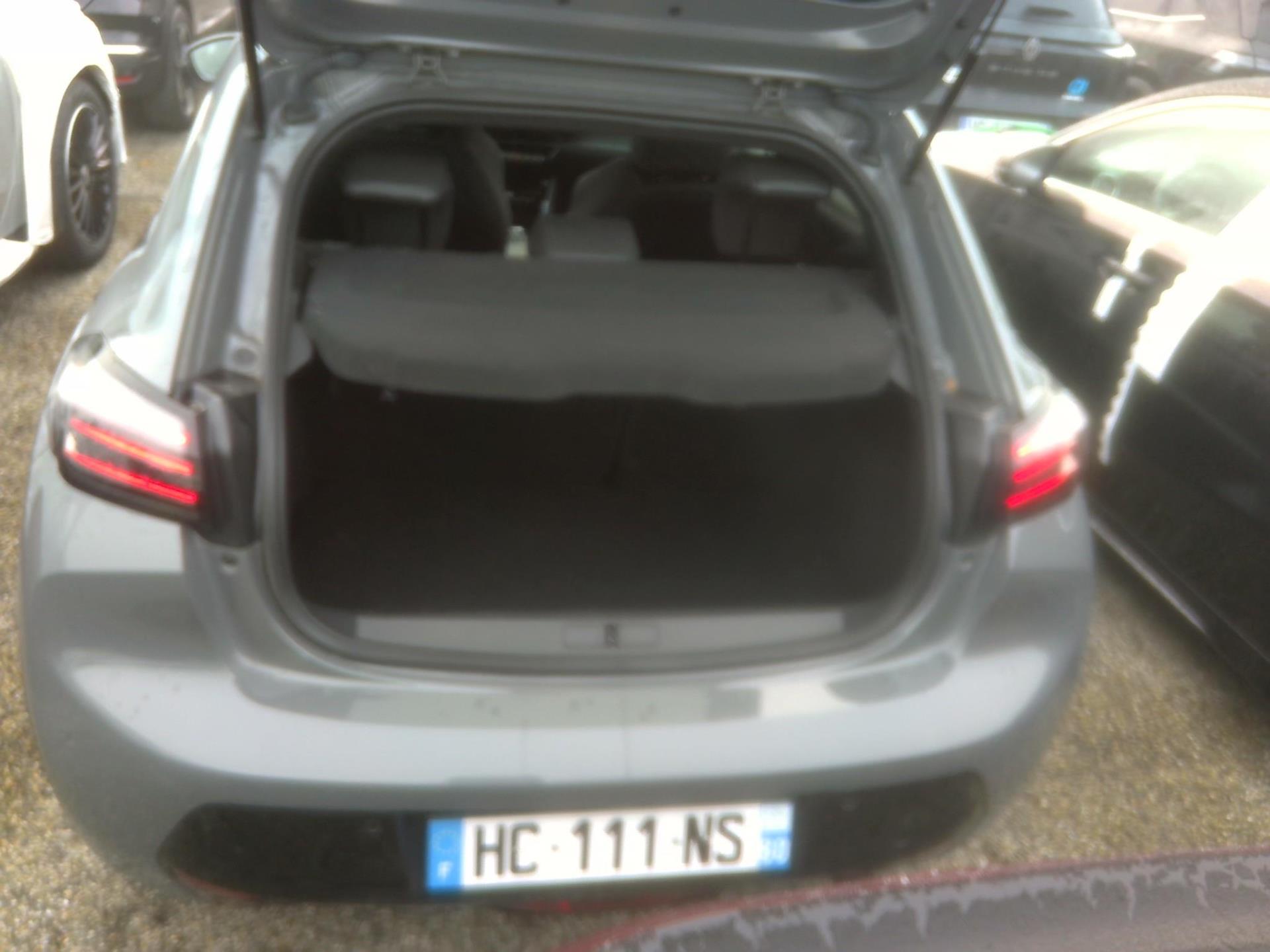 Peugeot 208 Hybrid 110 e-DCS6 GT 2025