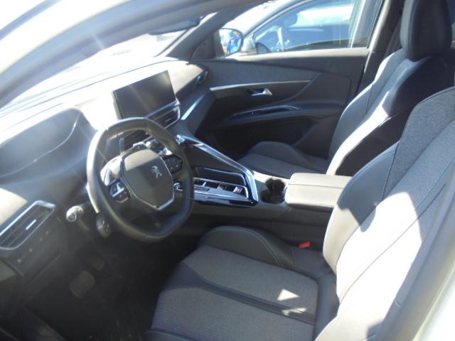 Foto Peugeot 3008 Hybrid 13