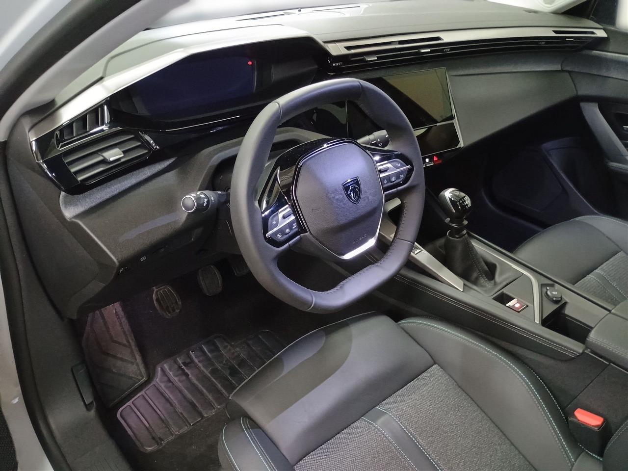 Peugeot 308 III