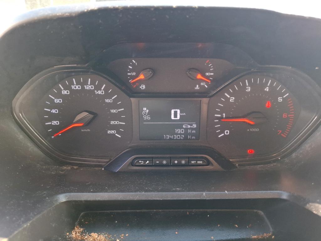 Peugeot PARTNER FOURGON STANDARD 650 KG BLUEHDI 100 S&S BVM5 PREMIUM 2021