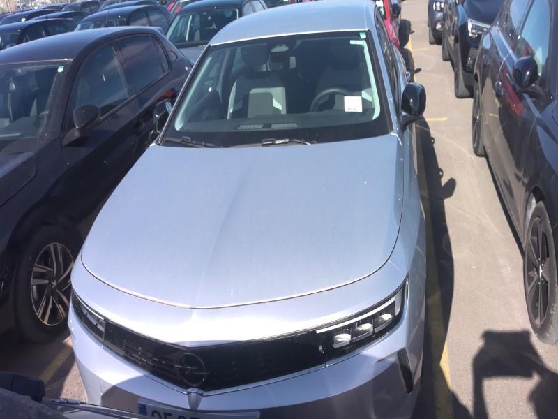 Opel Astra Nuevo Astra 5P Edition 1.2T XHT MT6 S/S 130 HP (96kW)