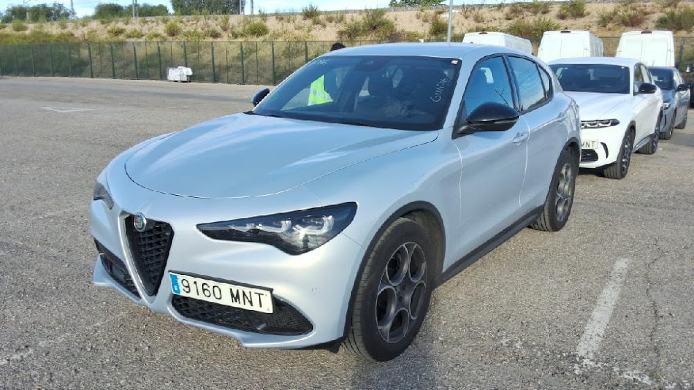 Foto Alfa Romeo Stelvio 7