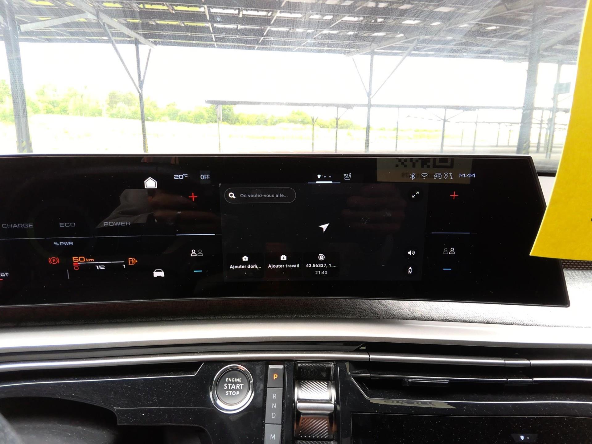 Peugeot 3008 Hybrid 136 e-DCS6 GT 2025