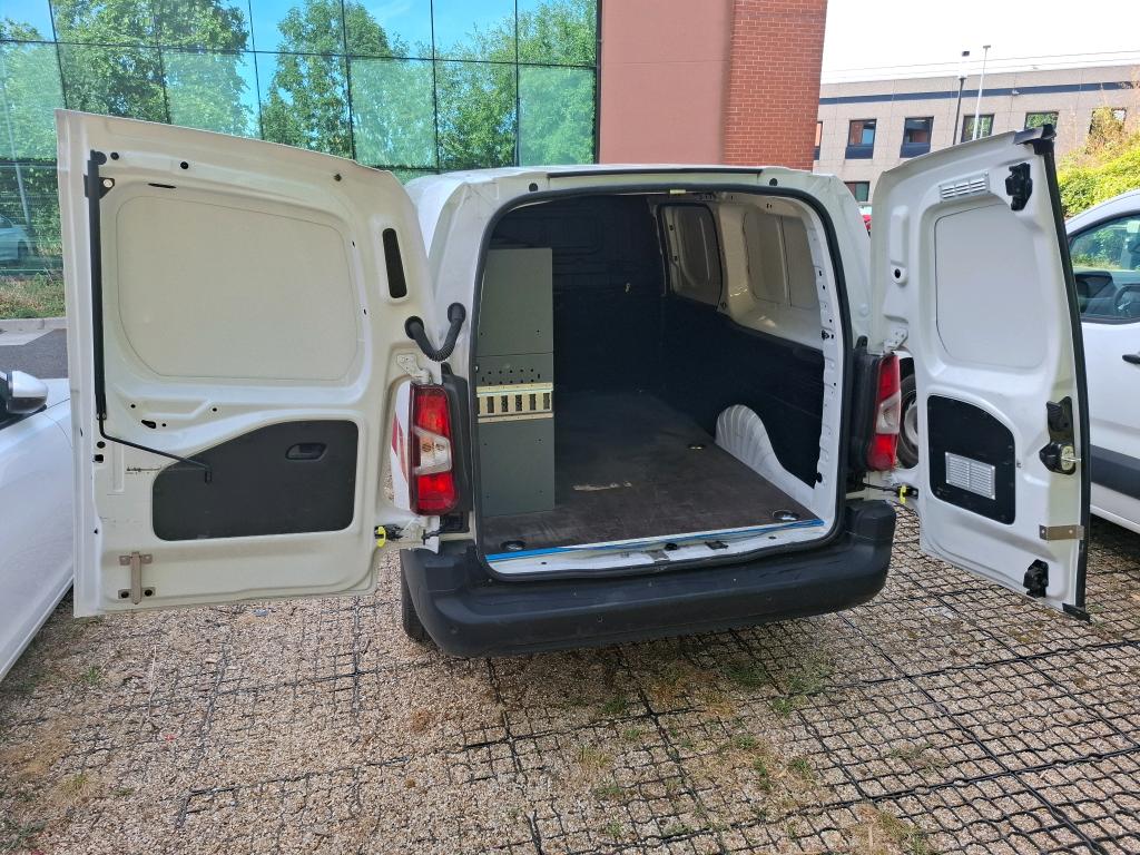 Peugeot PARTNER FOURGON XL 950 KG BLUEHDI 130 S&S EAT8  2023