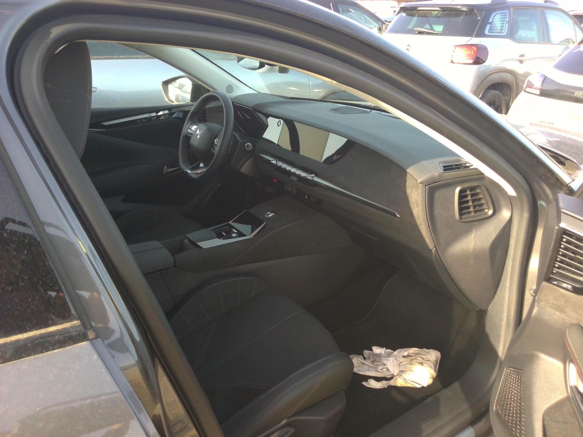 DS DS 4 BlueHDi 130 EAT8 Performance Line 2024