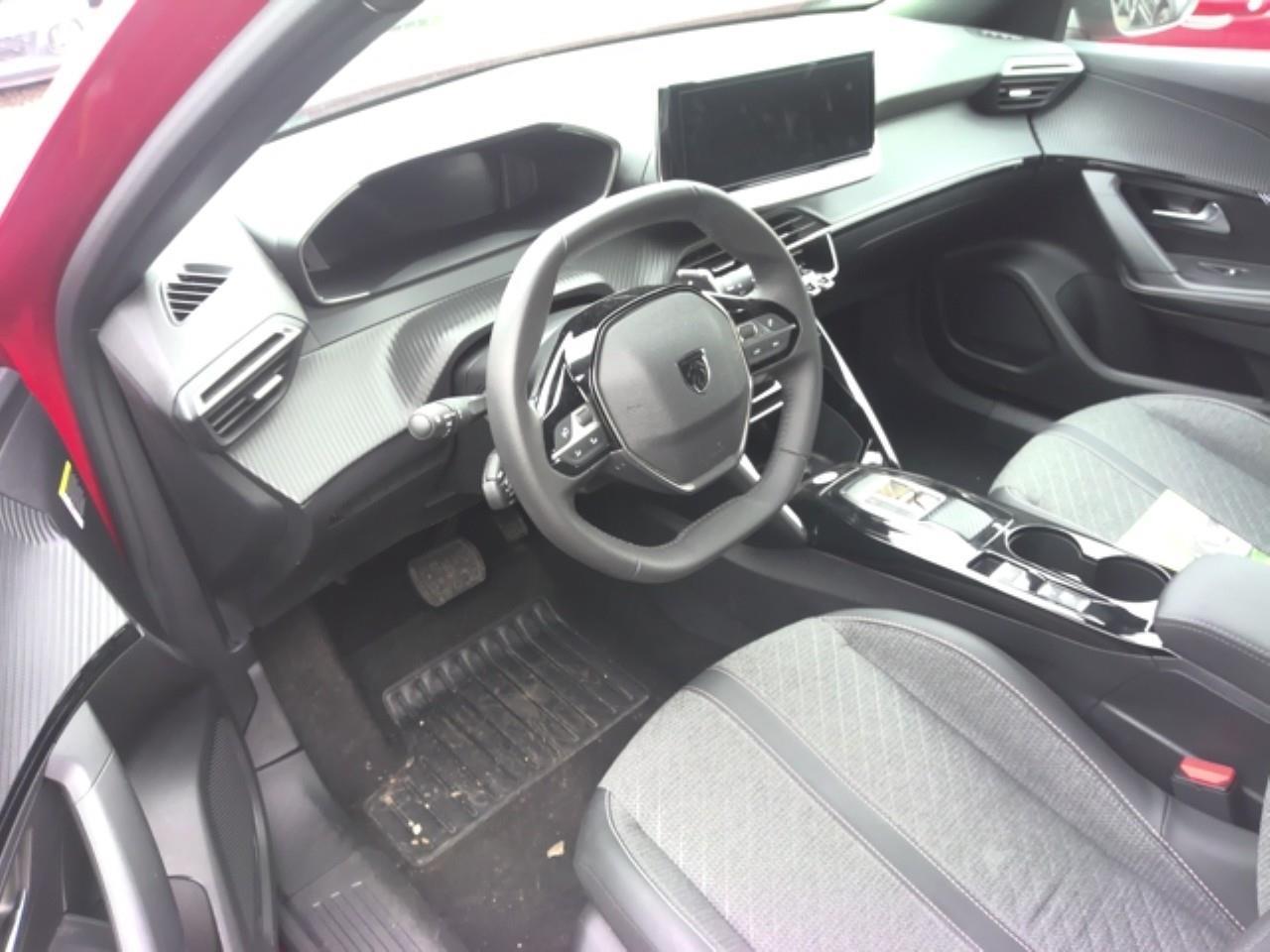 Foto Peugeot 2008 11