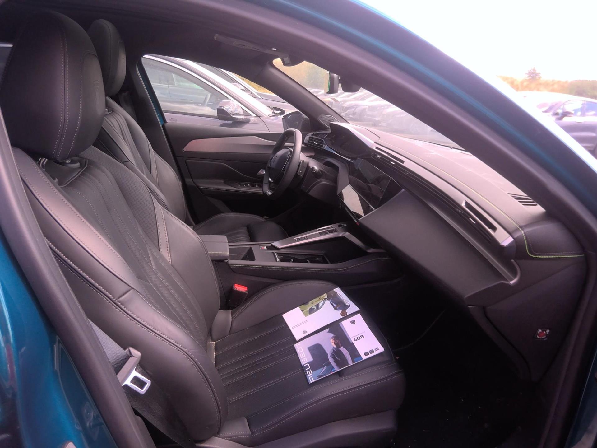 Peugeot 408 PHEV 180 e-EAT8 GT 2024