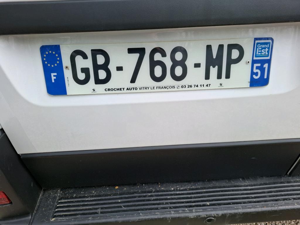 Peugeot BOXER TOLE 333 L2H2 BLUEHDI 120 S&S PREMIUM 2021