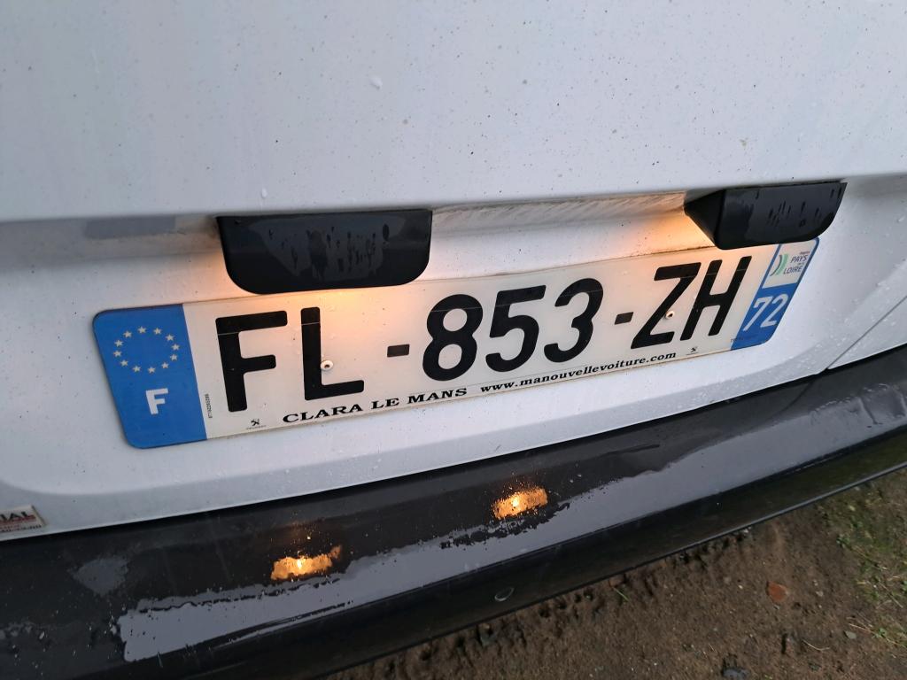 Peugeot PARTNER FOURGON STANDARD 650 KG BLUEHDI 100 S&S BVM5 PREMIUM 2019