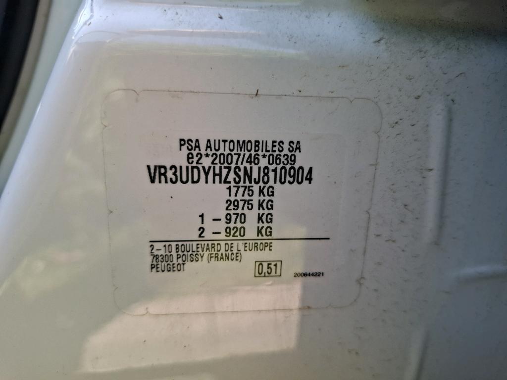 Peugeot 2008 BlueHDi 130 S&S EAT8 Allure Pack 2022