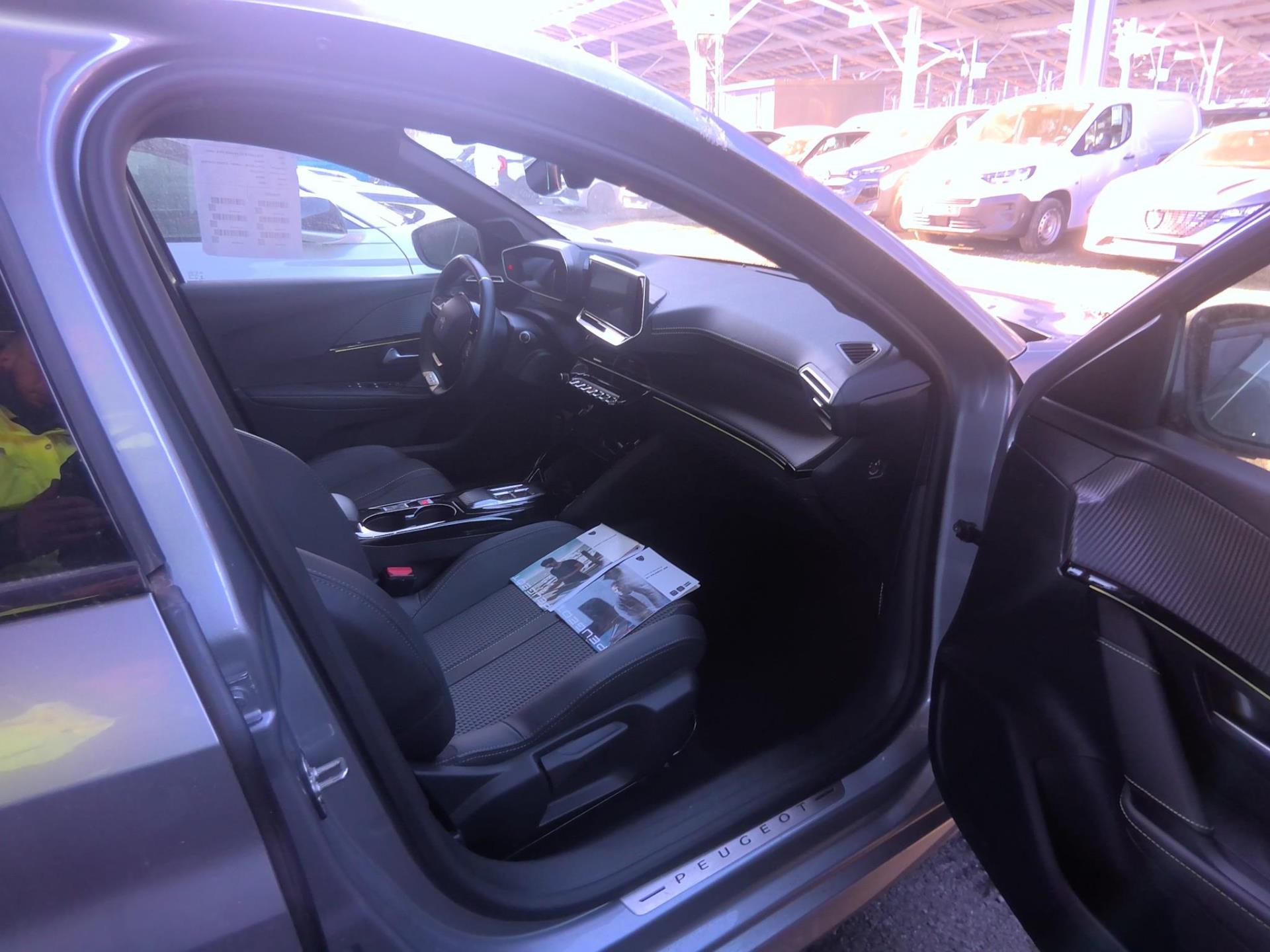 Peugeot 208 Electrique 50 kWh 136ch GT 2022