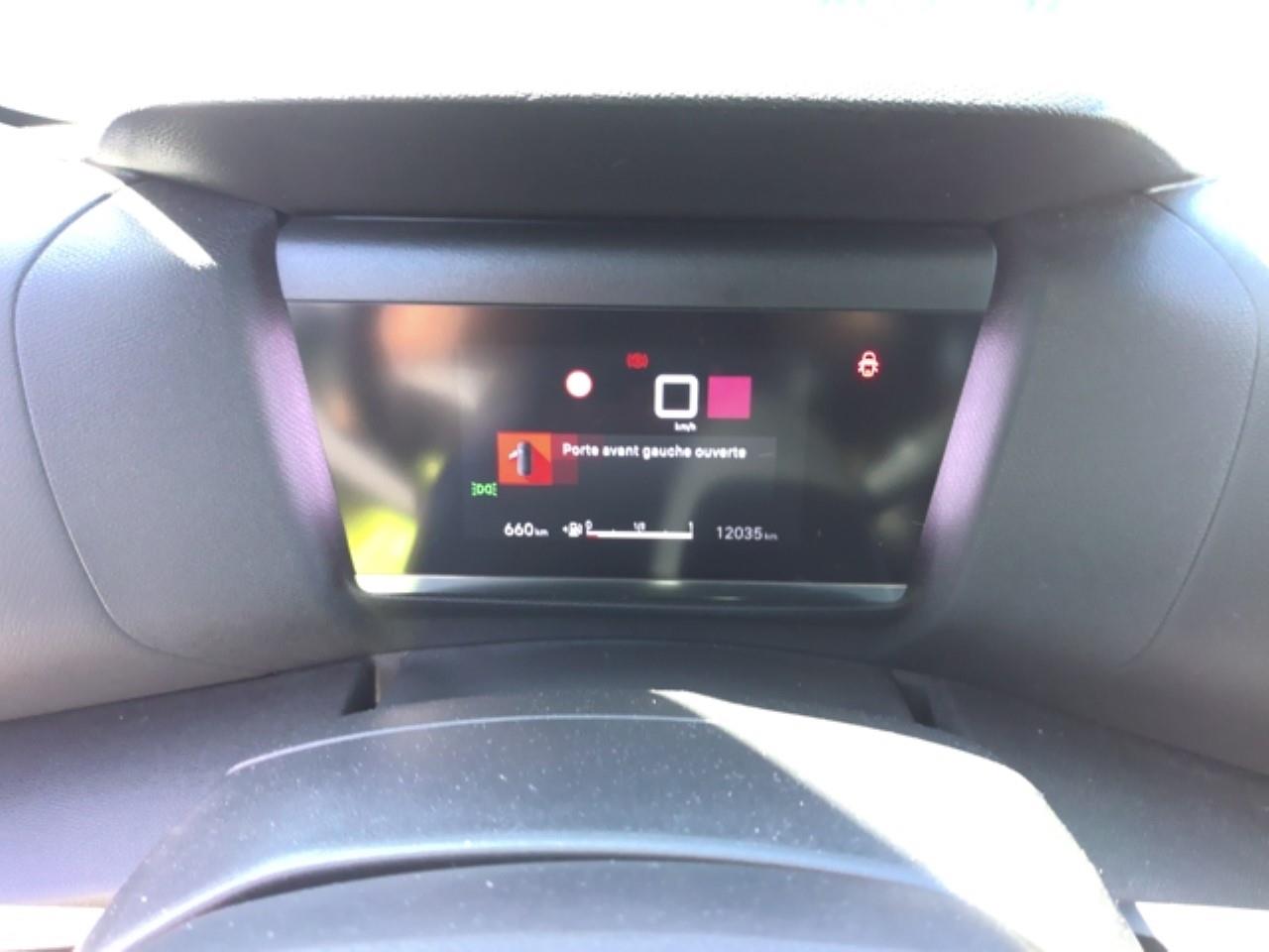 Foto Citroën C4 X 10