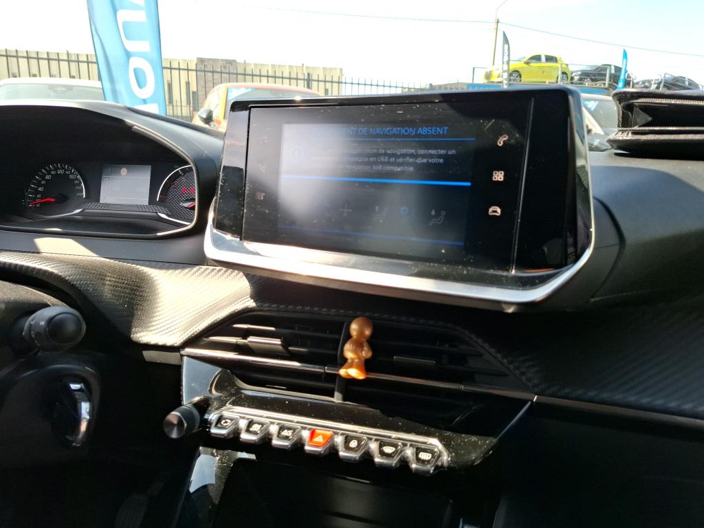 Peugeot 208 BlueHDi 100 S&S BVM6 Style 2022