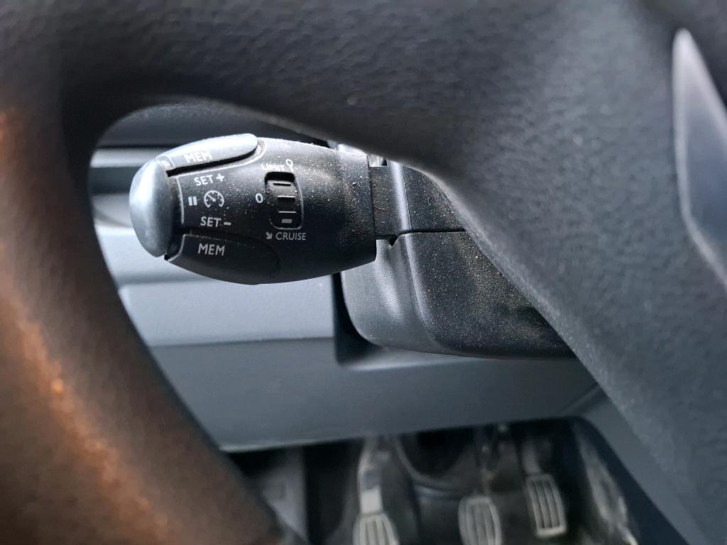 Peugeot EXPERT FGN TOLE STANDARD 1.5 BLUEHDI 120 S&S BVM6 ASPHALT 2022