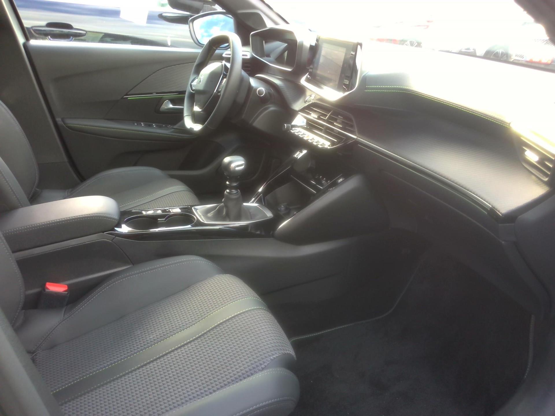 Peugeot 208 PureTech 100 S&S BVM6 GT 2023