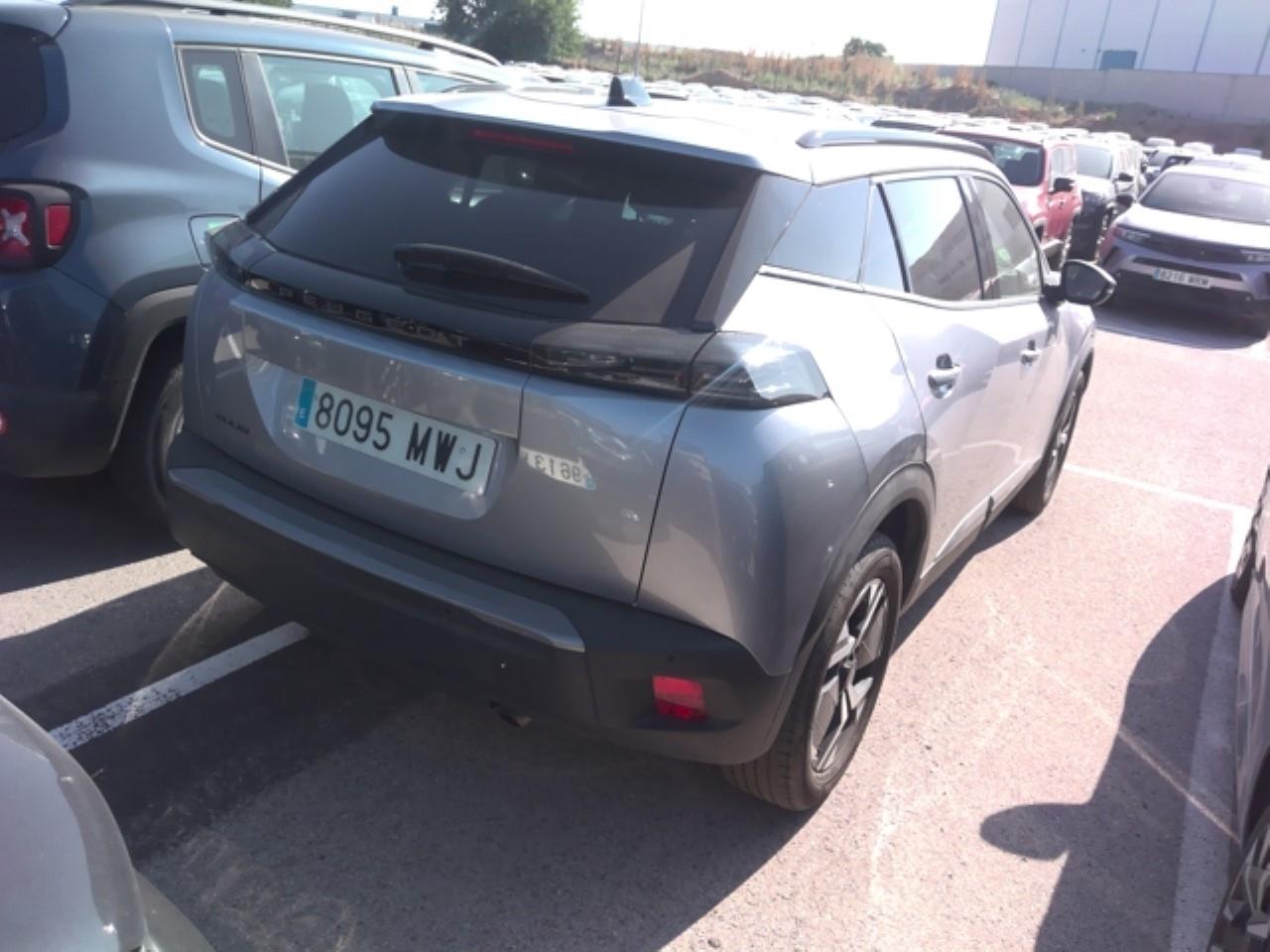 Foto Peugeot 2008 4