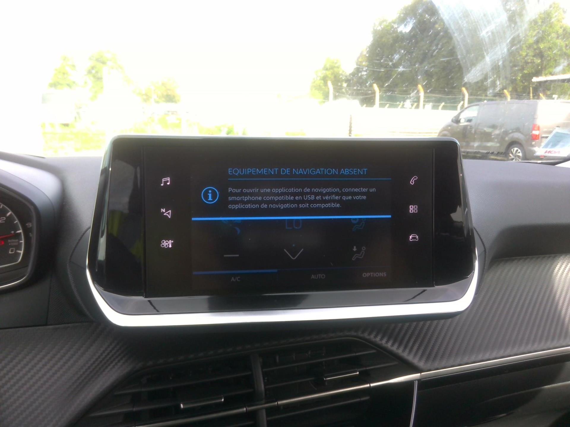 Peugeot 2008 PureTech 100 S&S BVM6 Style 2022