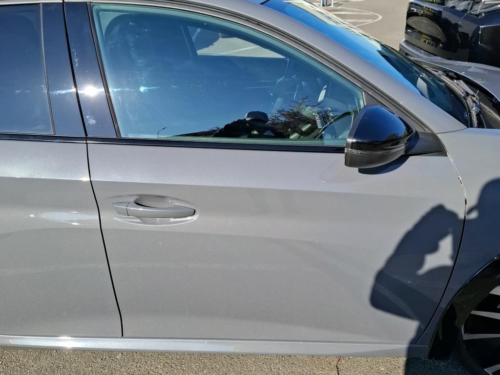 Peugeot 208 Hybrid 100 e-DCS6 GT 2025