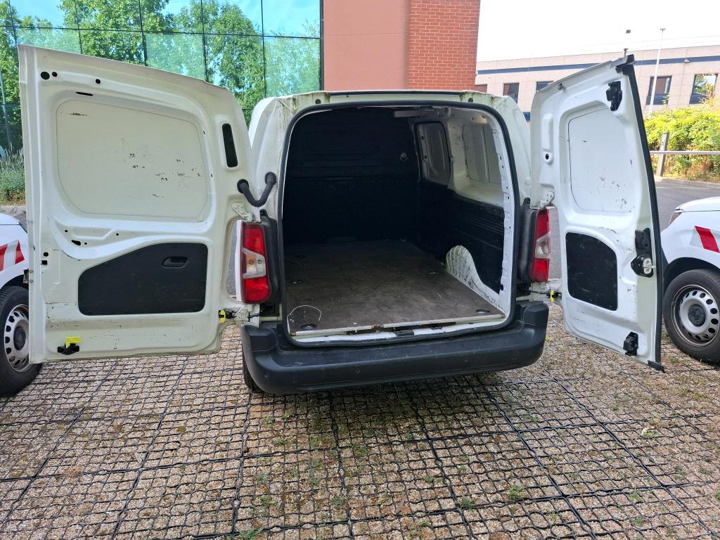Peugeot PARTNER FOURGON LONG 950 KG BLUEHDI 100 S&S BVM6 ASPHALT 2022