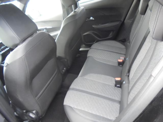 Foto Peugeot 2008 12