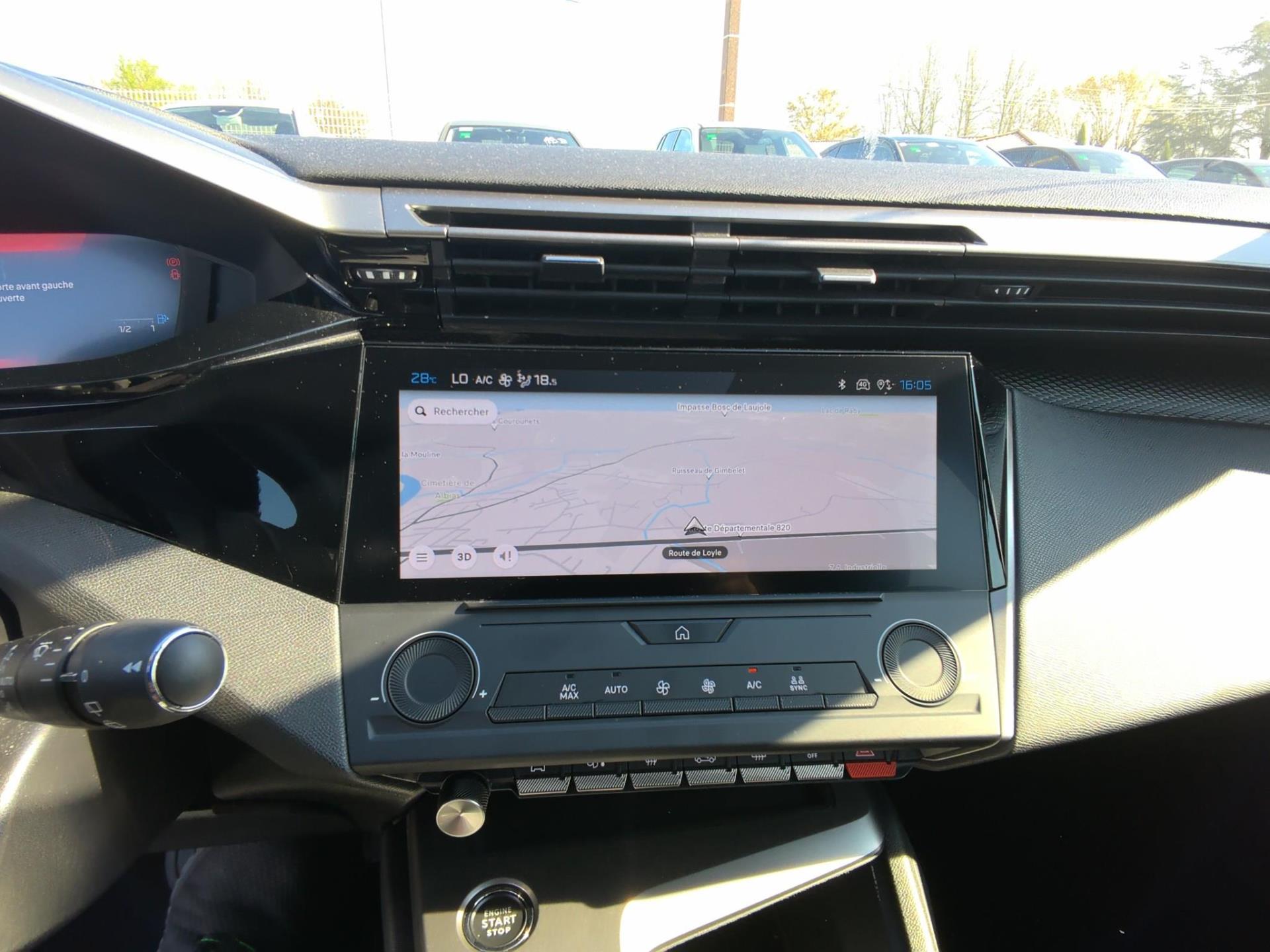 Peugeot 308 SW Hybrid 145 e-DCS6 Style 2025