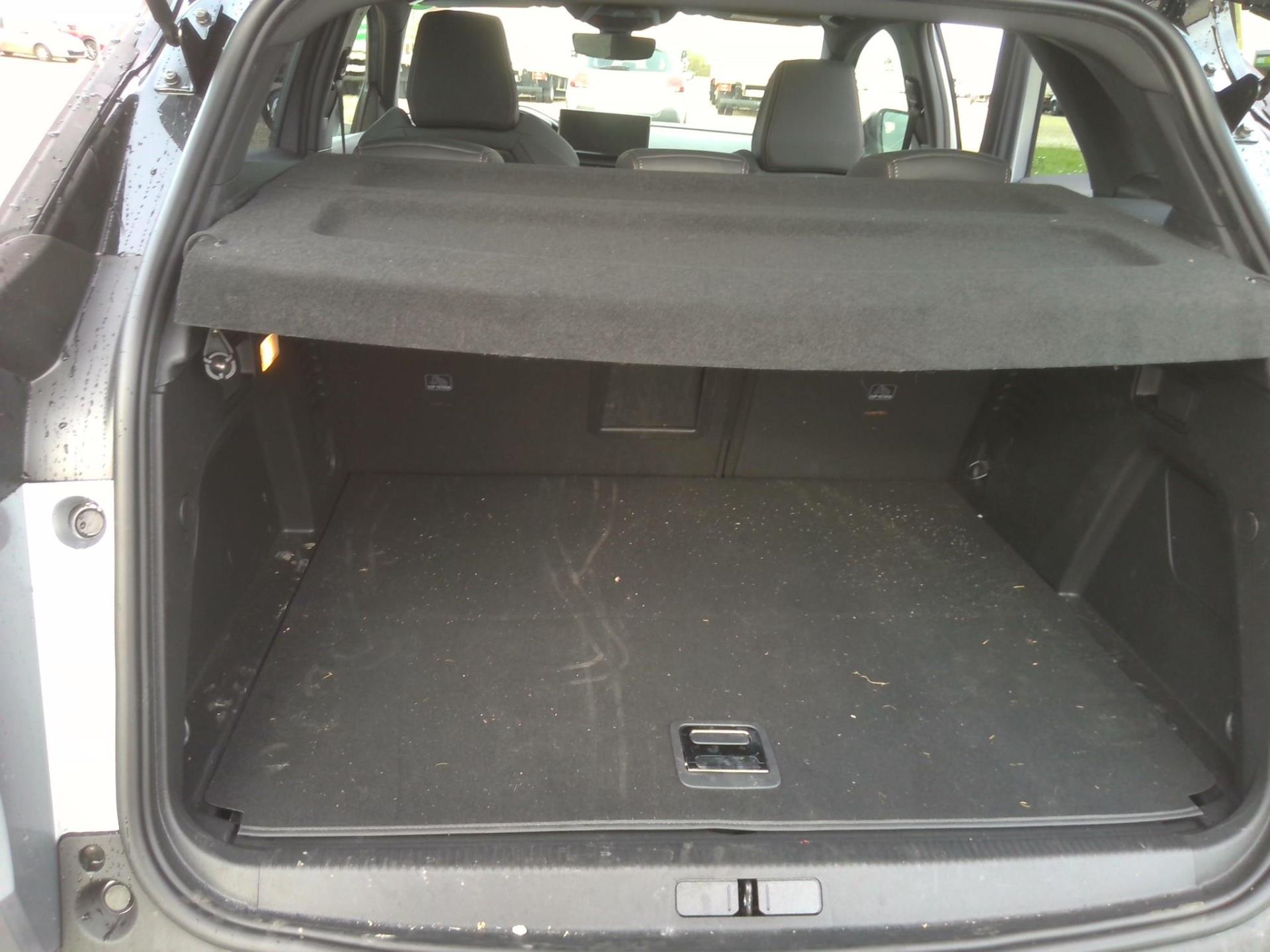 Peugeot 3008 Hybrid4 300 e-EAT8 GT 2022