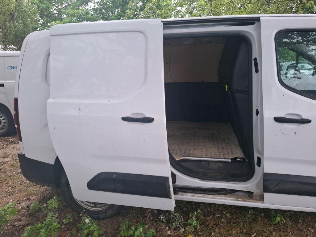 Peugeot E-PARTNER FOURGON XL 750 KG 136 CH BATTERIE 50 KWH 2023