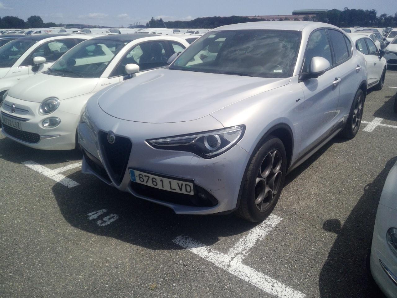 Foto Alfa Romeo Stelvio 2
