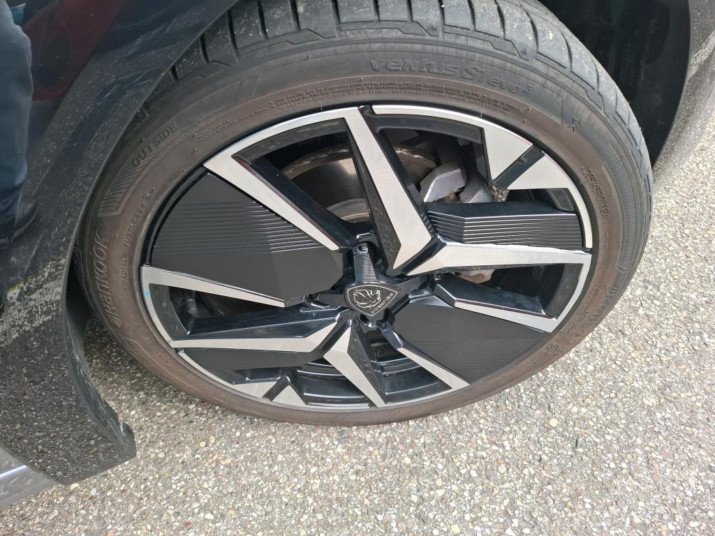 Peugeot 208 Hybrid 145 ch e-DCS6 GT 2025
