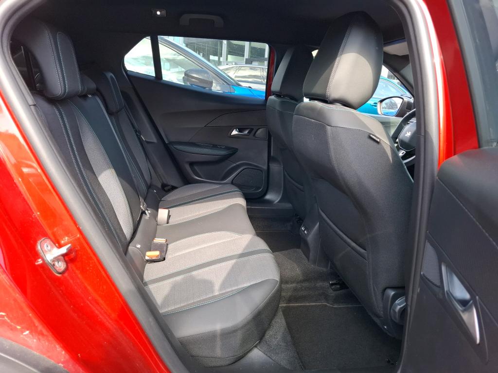 Peugeot 2008 BlueHDi 130 S&S EAT8 Allure Pack 2023