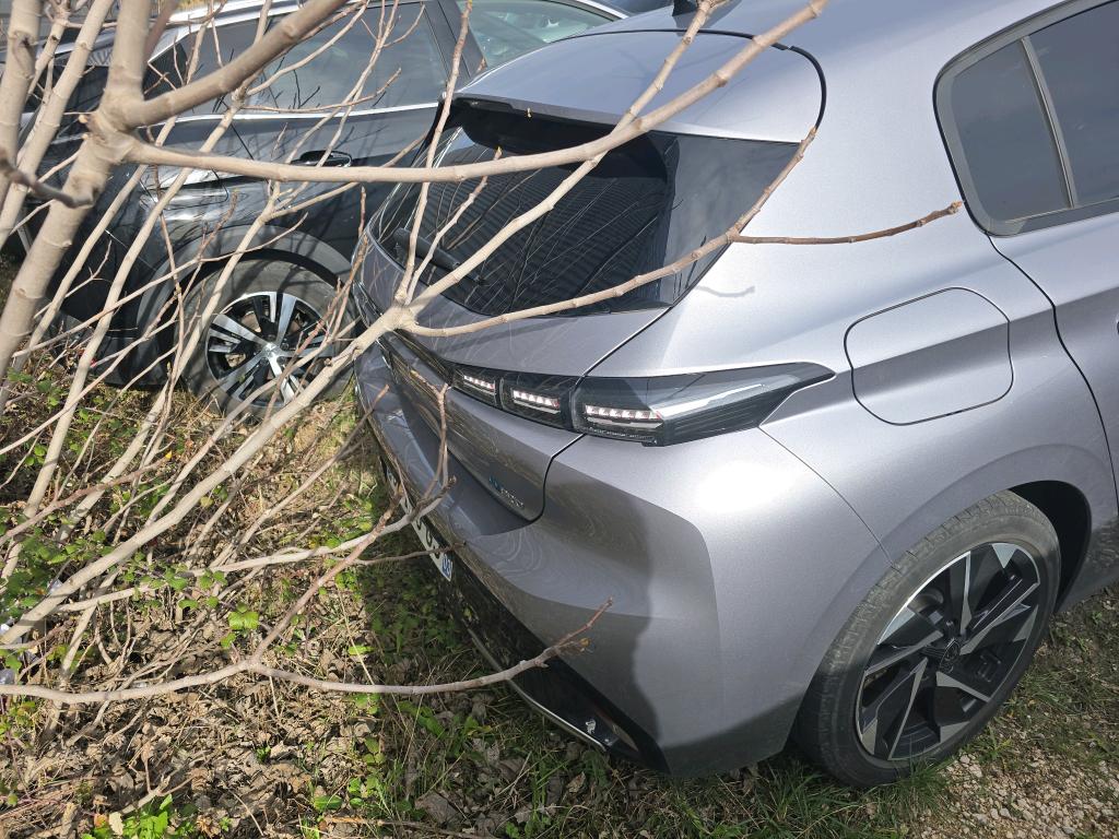 Peugeot 308 PHEV 180 e-EAT8 Allure Pack 2022