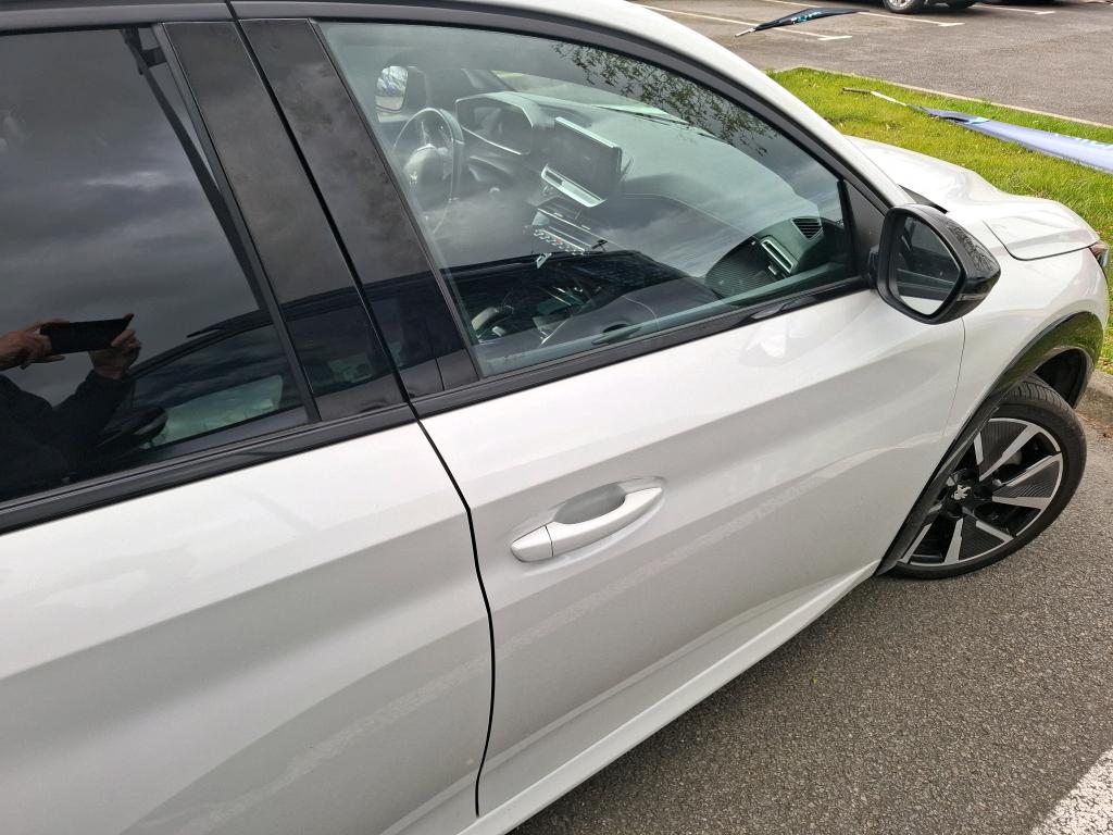 Peugeot 208 Electrique 50 kWh 136ch GT 2022