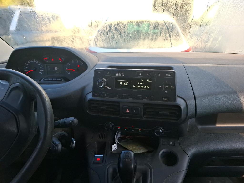 Peugeot PARTNER FOURGON STANDARD 650 KG BLUEHDI 100 S&S BVM5 PREMIUM 2020