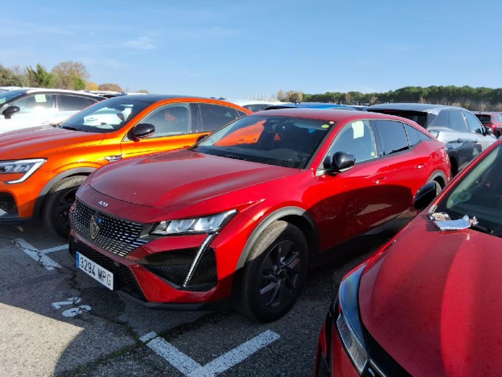 Foto Peugeot 408 4