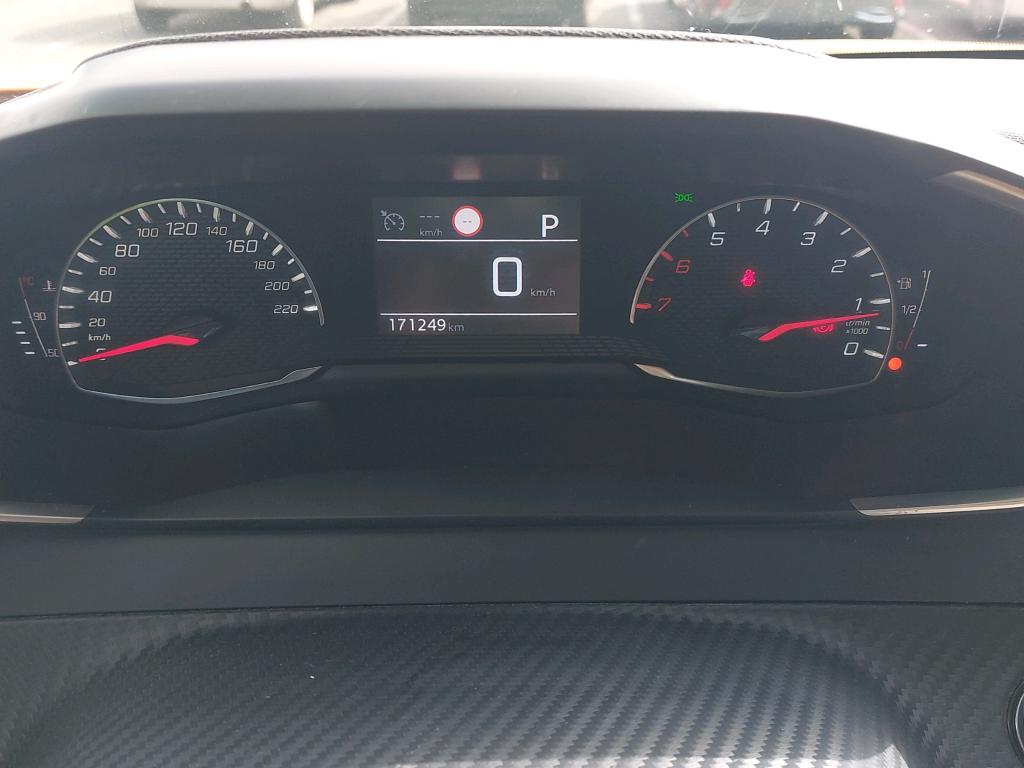 Peugeot 2008 BlueHDi 130 S&S EAT8 Allure Pack 2021