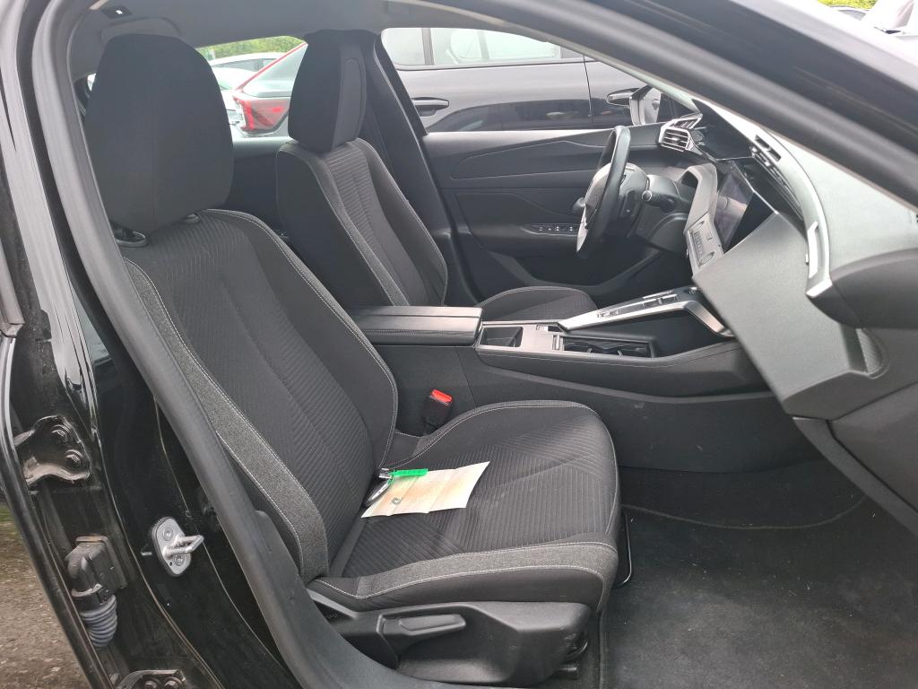Peugeot 308 PHEV 180 e-EAT8 Active Pack 2023