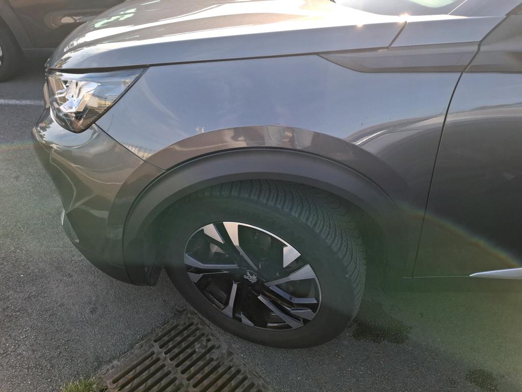 Peugeot 2008 BlueHDi 130 S&S EAT8 Allure Pack 2022