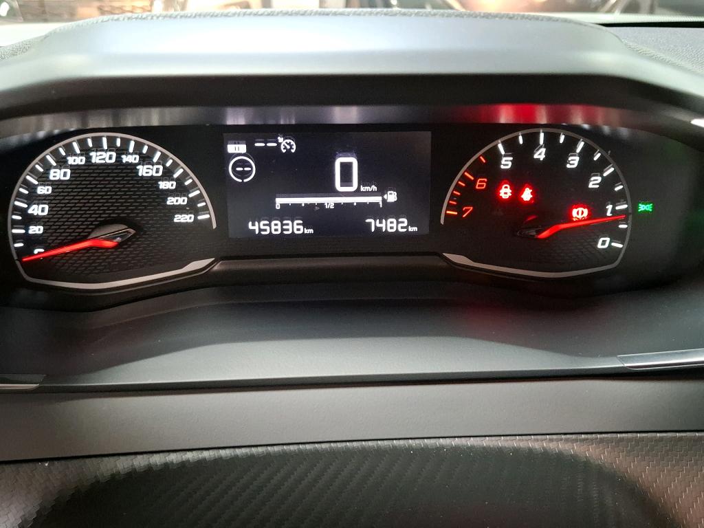 Peugeot 2008 PureTech 100 S&S BVM6 Active 2022