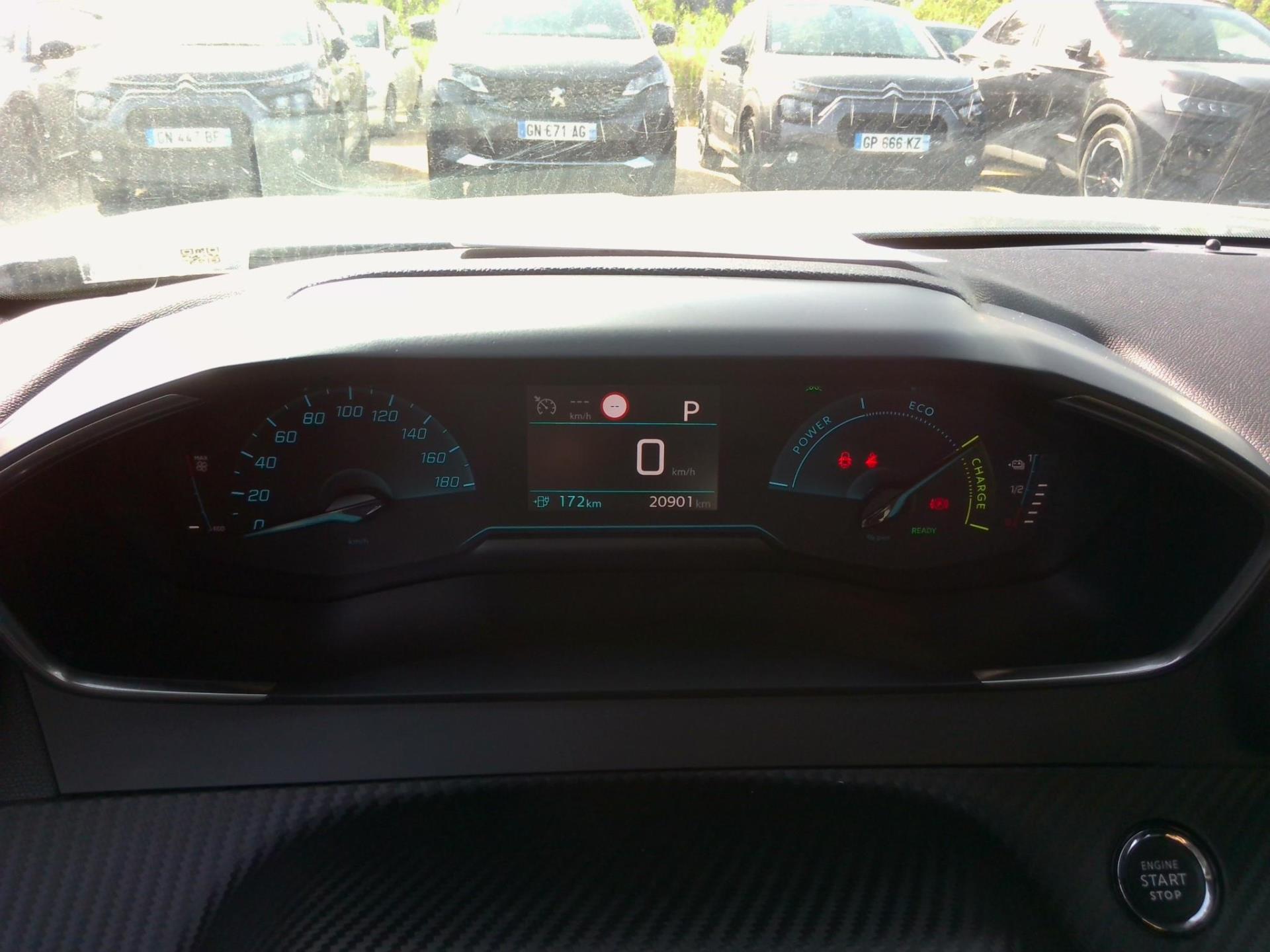 Peugeot 2008 Electrique 136 ch Allure 2023