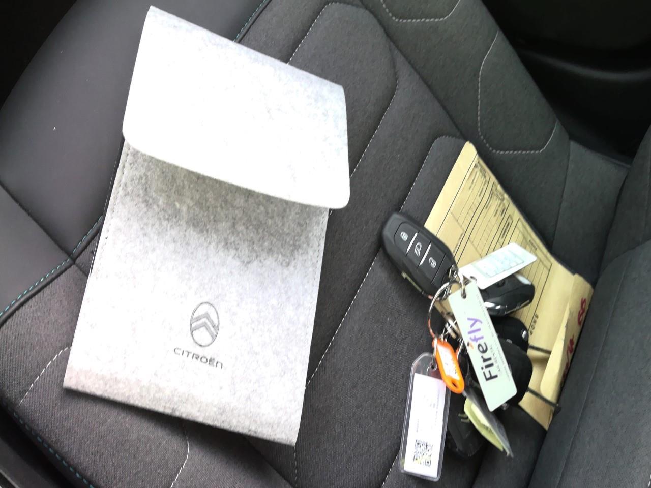 Foto Citroën C4 X 10