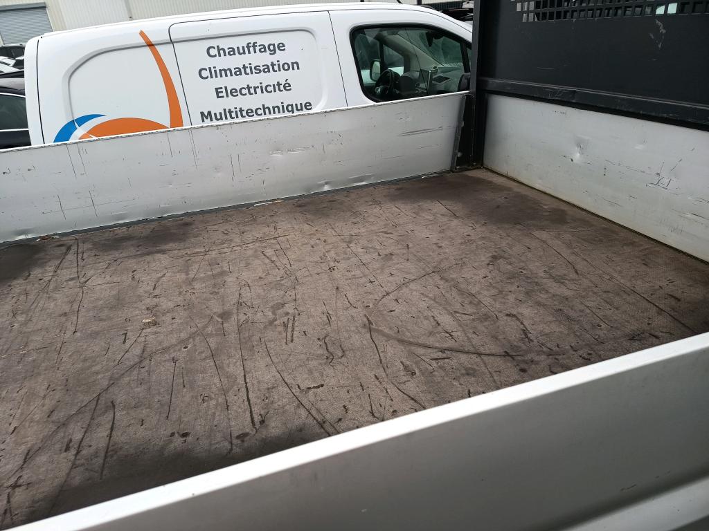 Peugeot BOXER PLC 435 L4 BLUEHDI 140 S&S PRO SR 2021