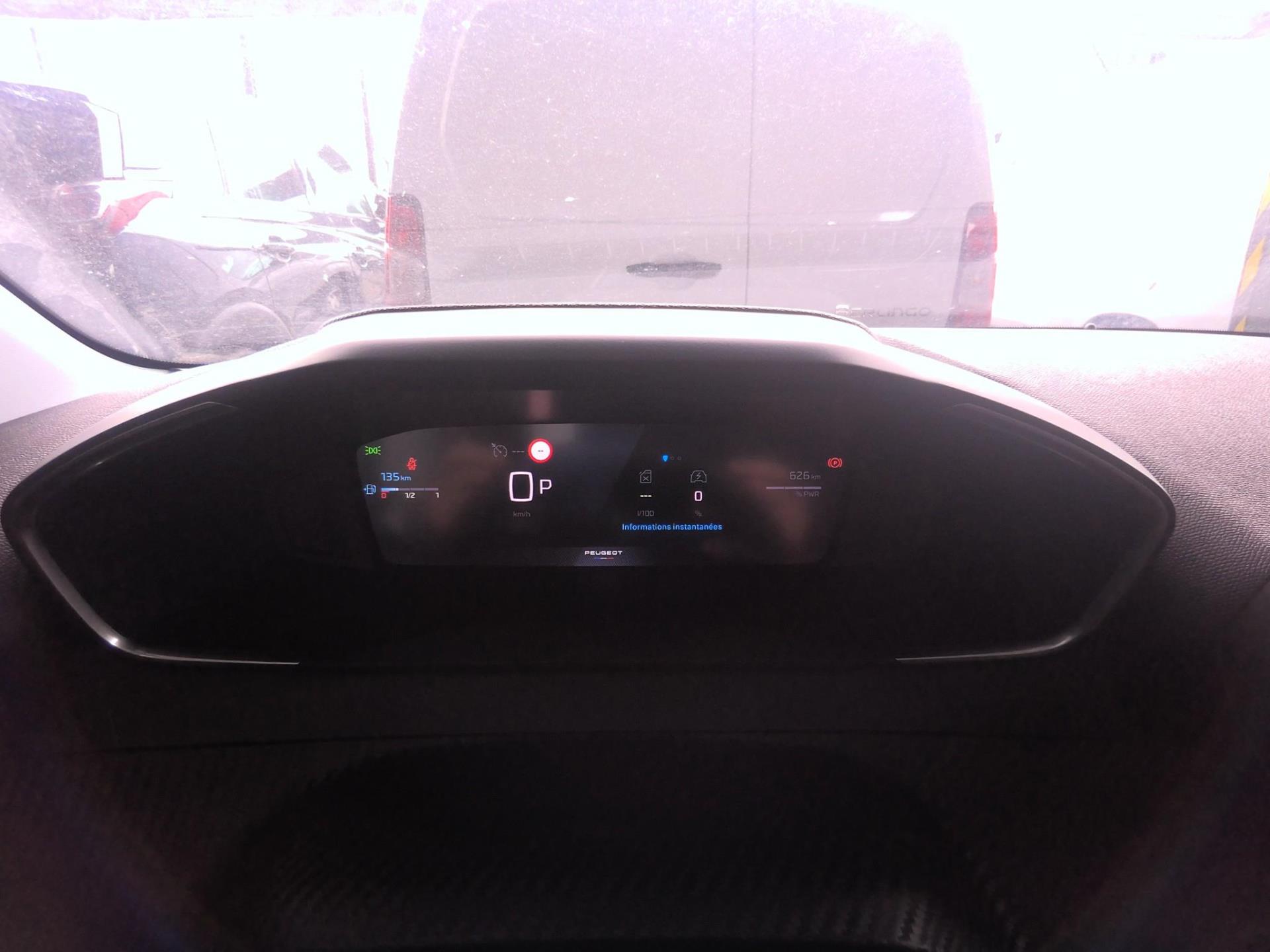 Peugeot 208 Hybrid 110 ch e-DCS6 Allure 2025