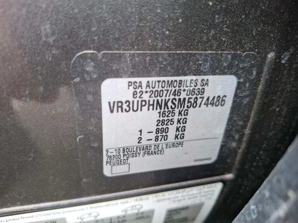 Peugeot 208 PureTech 100 S&S EAT8 Allure Business 2021