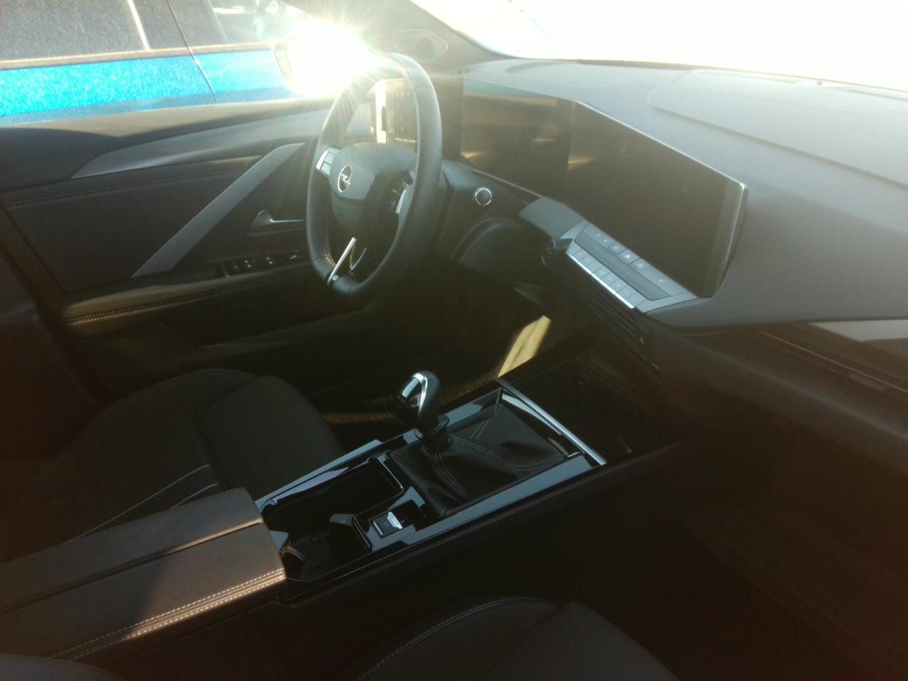 Foto Opel Astra 11