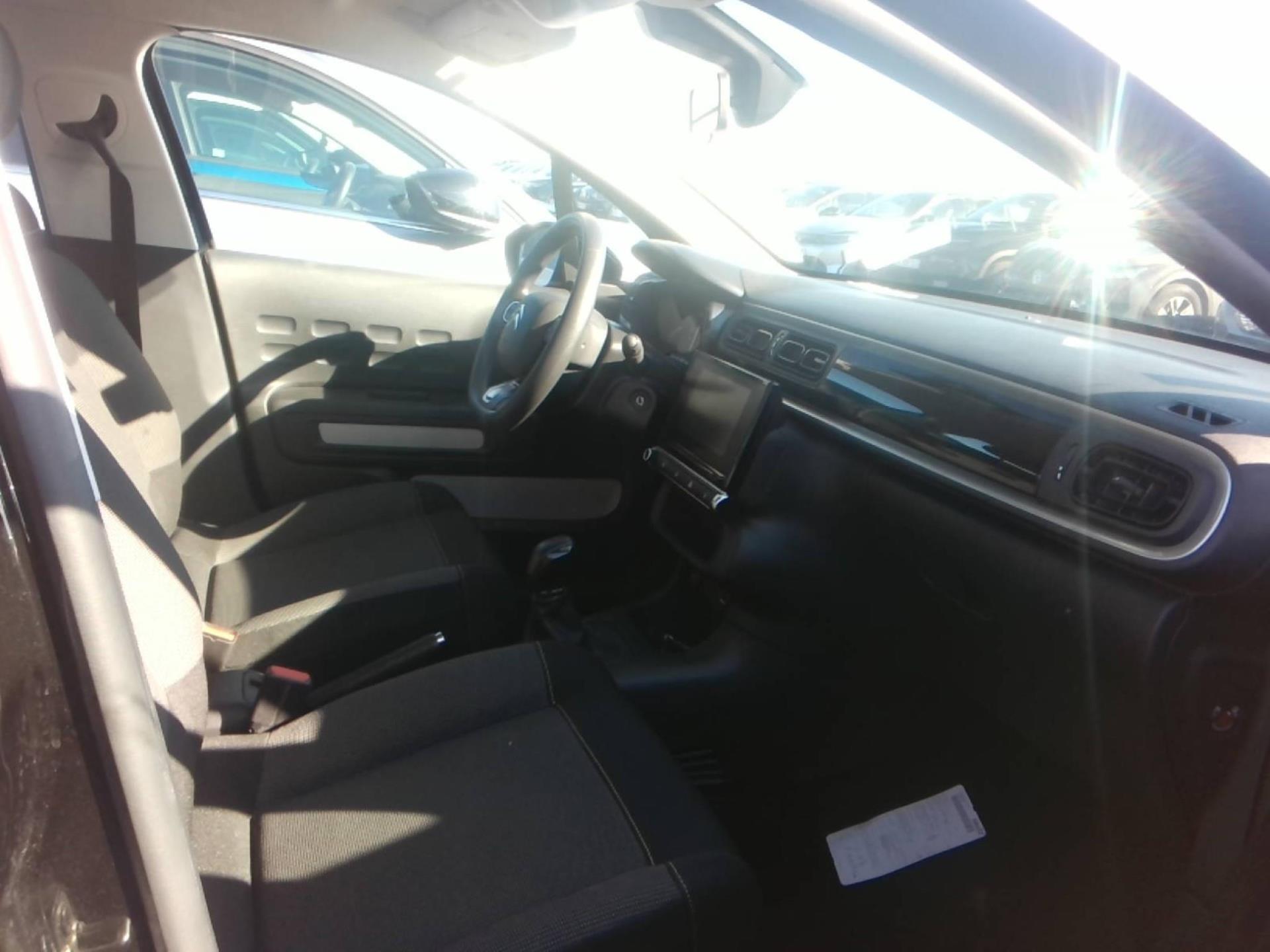 Citroen C3 PureTech 83 ch BVM5 Plus 2024