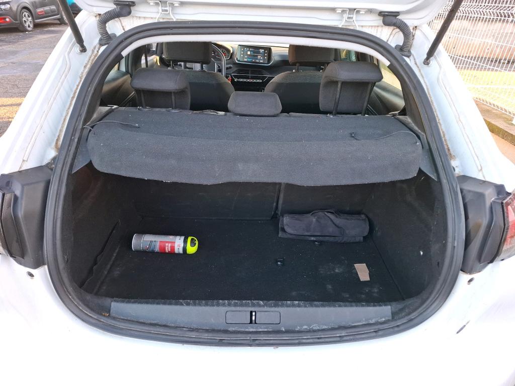 Peugeot 208 BlueHDi 100 S&S BVM6 Active 2021