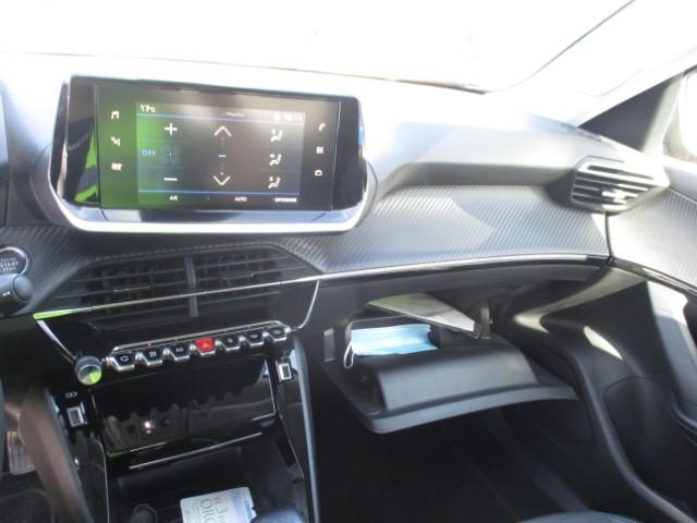 Foto Peugeot 2008 10