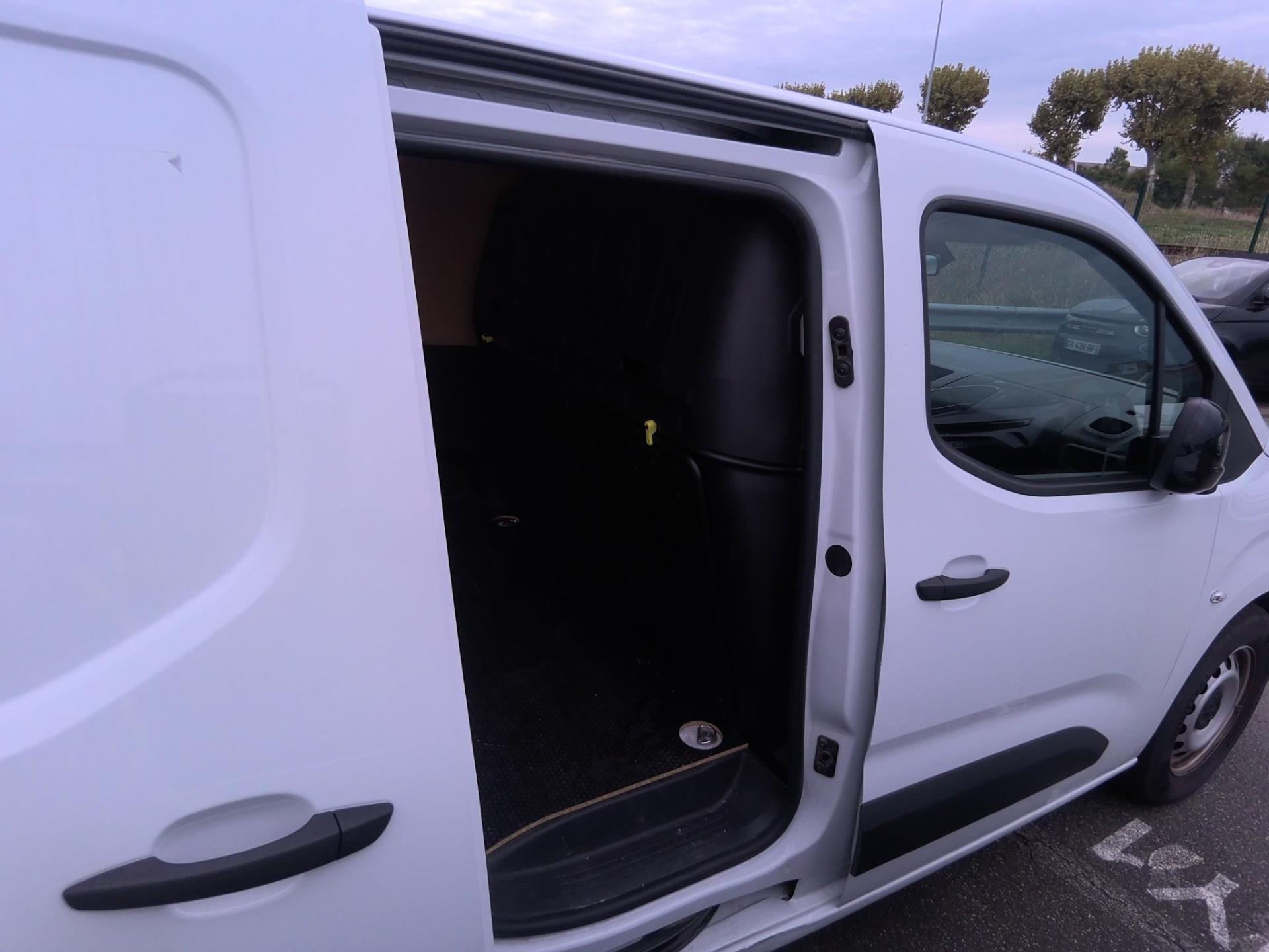 Peugeot PARTNER FOURGON M 950 KG BLUEHDI 100 S&S BVM6 2023