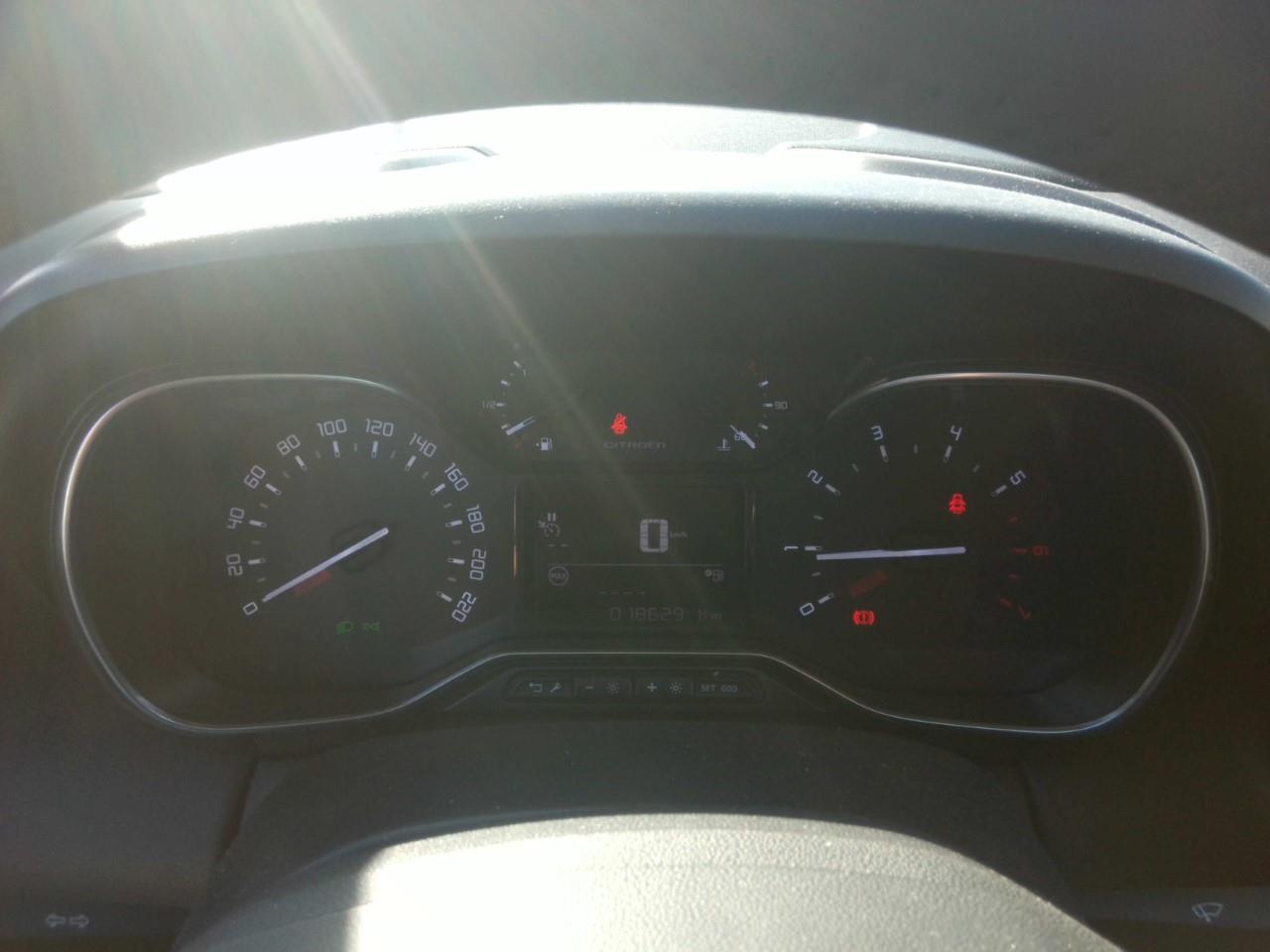 Foto Toyota C3 Aircross 4