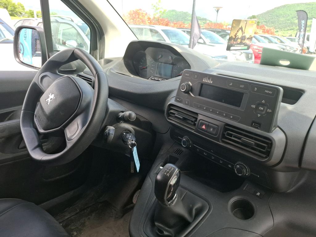 Peugeot PARTNER FOURGON STANDARD 650 KG BLUEHDI 100 S&S BVM5 PREMIUM 2020